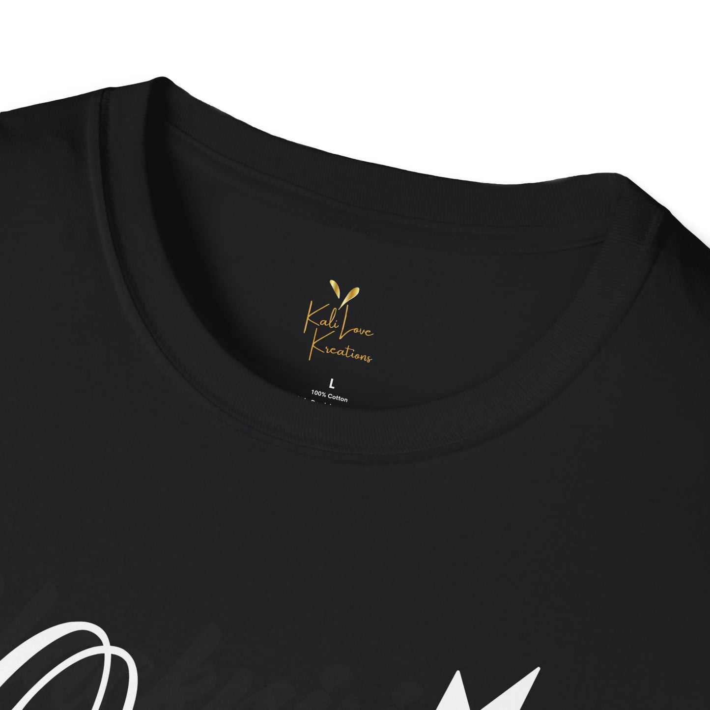 Queen Petty Tee – Crowned in Sass